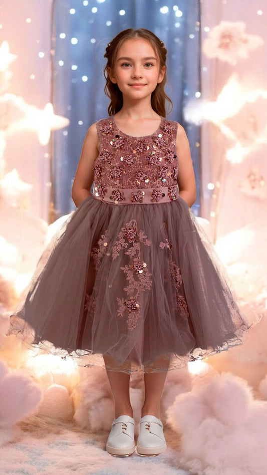 Vestido Niña Mauve Clásico con Bordado Artesanal en Pecho y Falda de Tul Tallas 2-12 Años