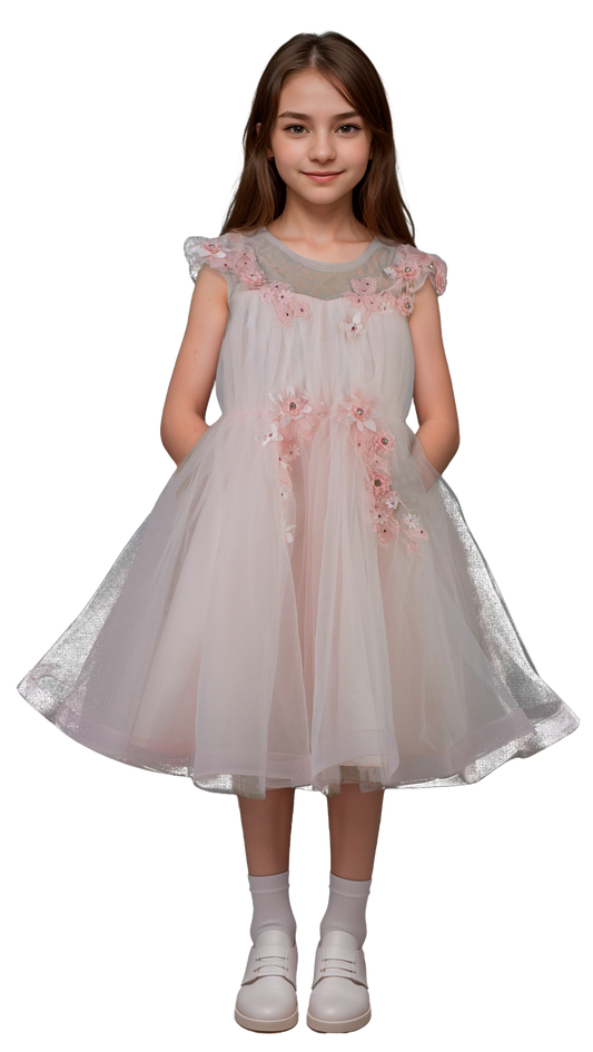Vestido Niña con Bordado y Aplicaciones en el Pecho