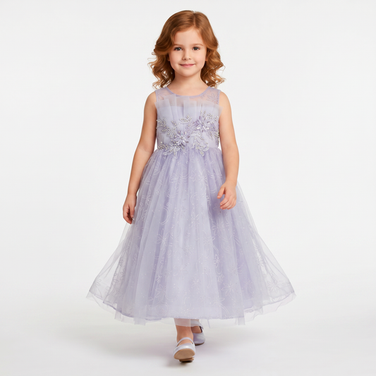 VESTIDO DE NIÑA CON APLICACIONES BORDADAS