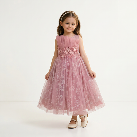 VESTIDO DE NIÑA CON APLICACIONES BORDADAS