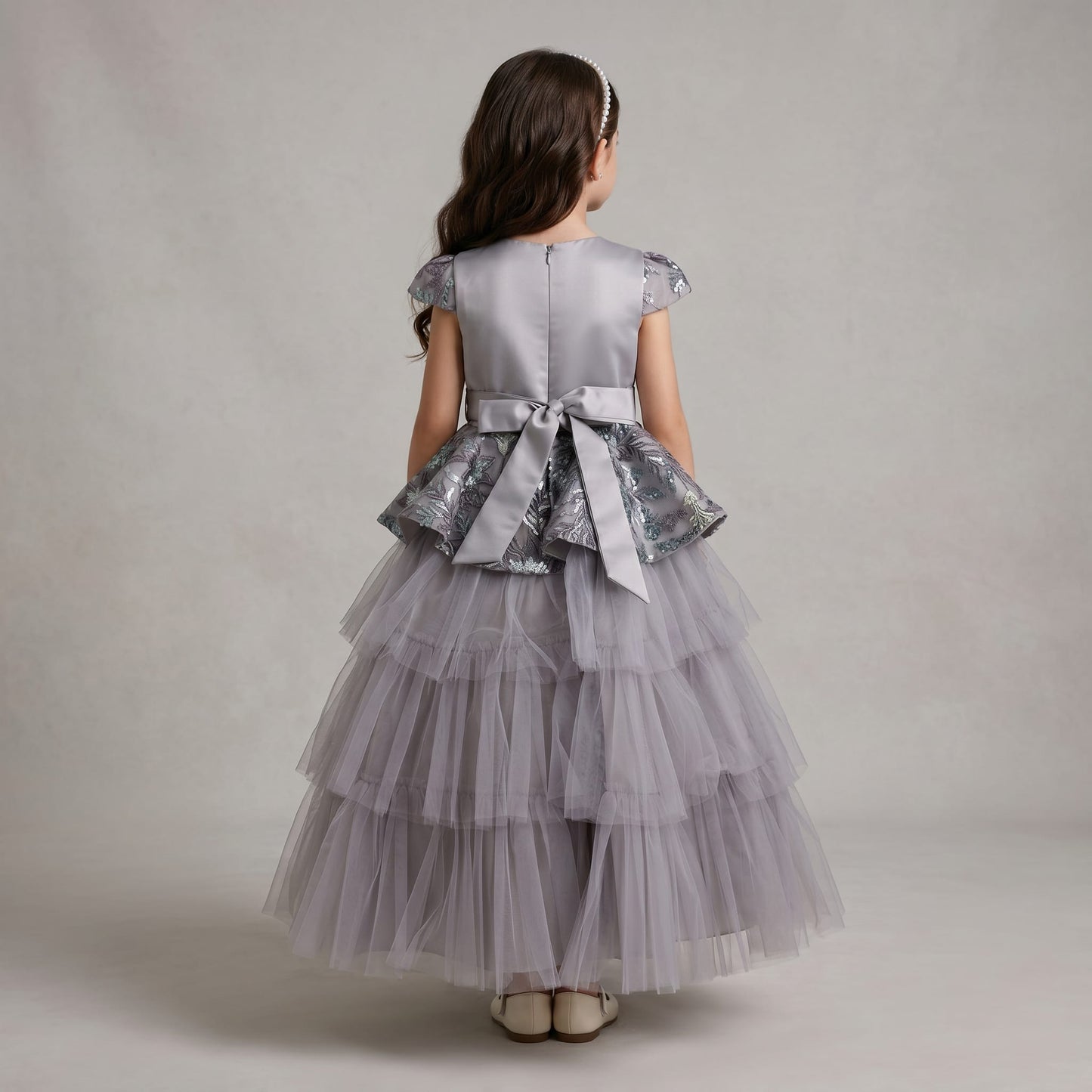 Vestido de Tul con Bordados y Mangas para Niña
