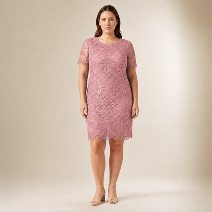 Vestido Corto Cintilla con Bordado