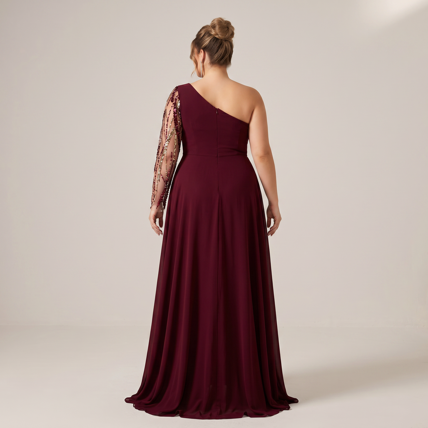 Vestido Asimétrico Tinto Tul Bordado con Sobrefalda