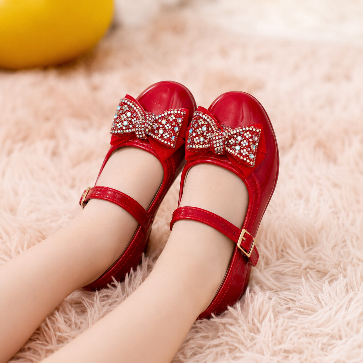 Zapatos de Charol Rojo con Moño de Piedras para Niña | Tallas 13-26
