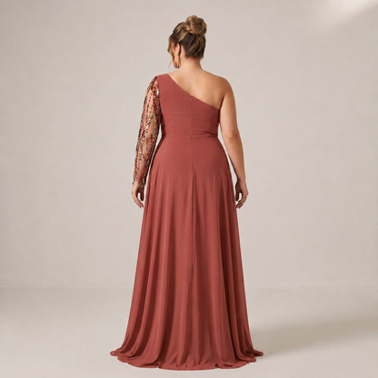Vestido Asimétrico Tinto Tul Bordado con Sobrefalda